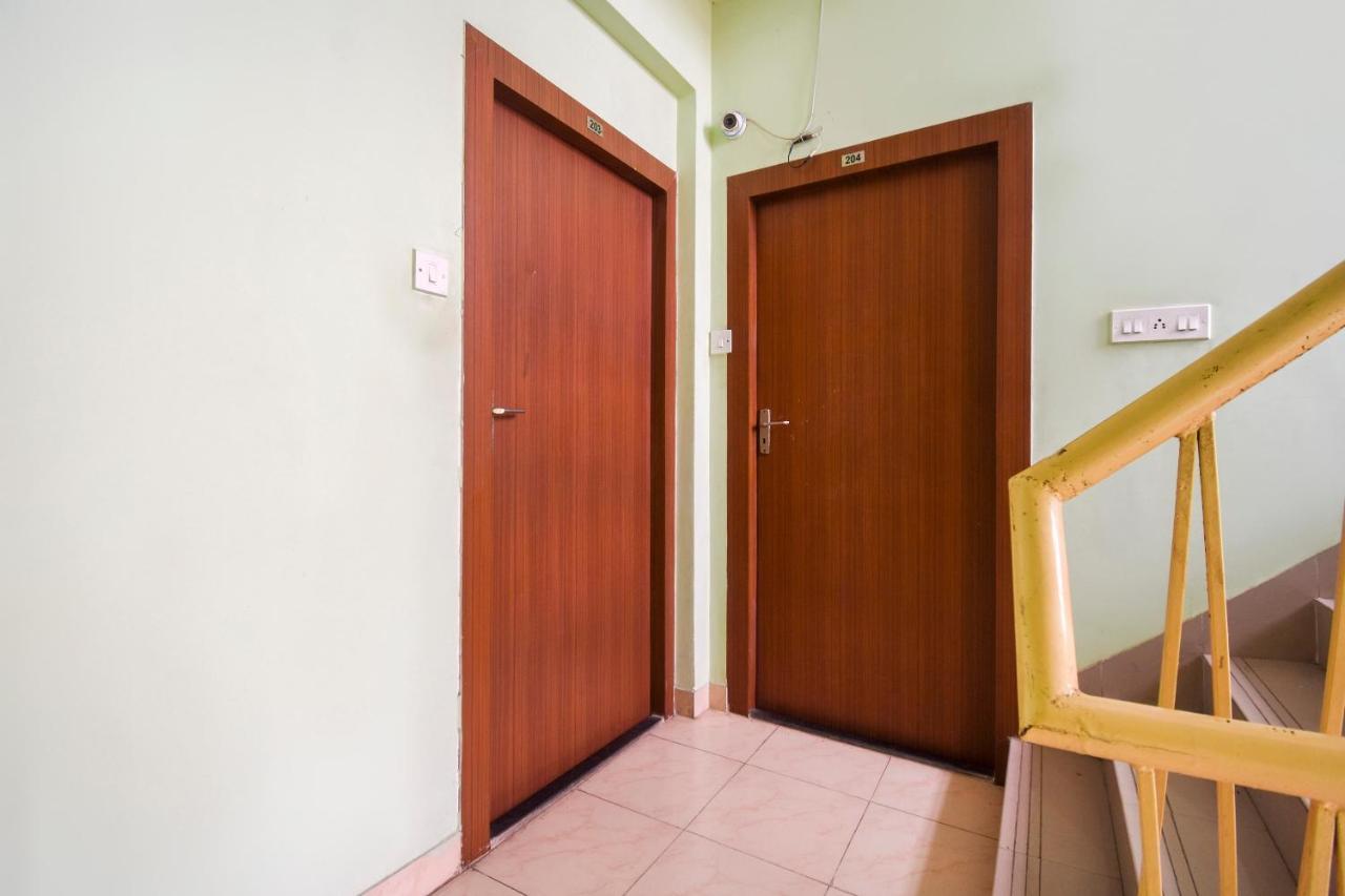 Oyo 8125 Orchid Inn Kalkuta Zewnętrze zdjęcie
